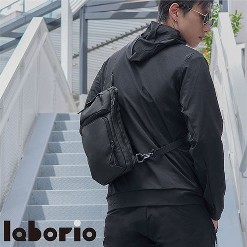 laborioショルダーバッグ